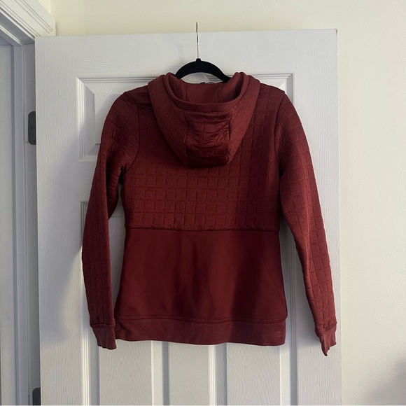 Size S The North Face Half Dome Quilted Hoodie Burgundy - Picture 5 of 7